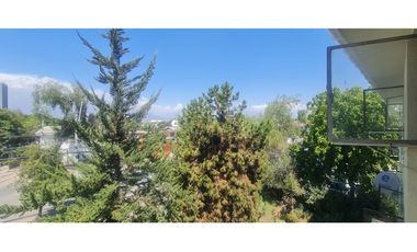 Venta depto La Granja 3 habitaciones 1 baño Edificio de 3 pisos