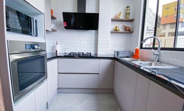 Avda. Francisco Granizo Lote # 7Departamento en Carcelén