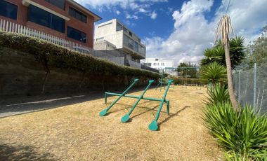 Avda. Francisco Granizo Lote # 7Departamento en Carcelén