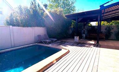 Casa en Arriendo en Quilin Norte