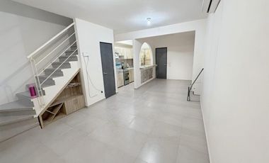 Casa en renta en Veracruz con Hab. en P.B. Fracc. Puerta Paraíso