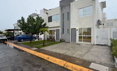 Casa en renta en Veracruz con Hab. en P.B. Fracc. Puerta Paraíso