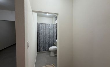 Casa en renta en Veracruz con Hab. en P.B. Fracc. Puerta Paraíso