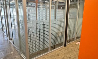 OFICINA EN RENTA EN ARBOLEDAS  ( JINETES )