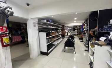 LOCAL COMERCIAL CON  DEPARTAMENTO EN VENTA  COL. GUADALUPE INN