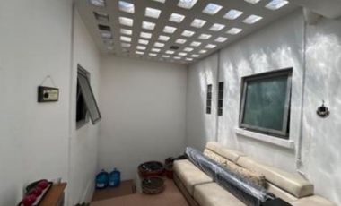 LOCAL COMERCIAL CON  DEPARTAMENTO EN VENTA  COL. GUADALUPE INN