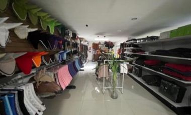 LOCAL COMERCIAL CON  DEPARTAMENTO EN VENTA  COL. GUADALUPE INN