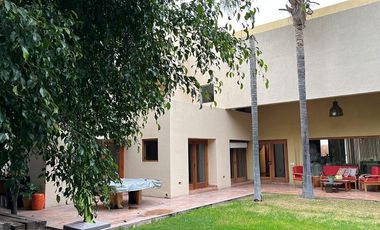 CASA EN VENTA EN EL CLUB CAMPESTRE DE GOLF