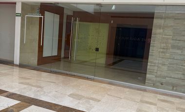 Local comercial en Interlomas con mantenimiento incluido