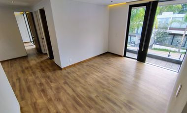 Casa de Lujo en Bosques del Lago