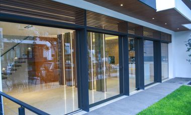 Casa de Lujo en Bosques del Lago