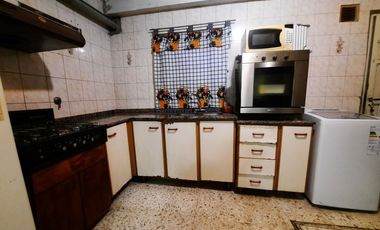 DOS CASAS AL PRECIO DE UNA - EXCELENTE OPORTUNIDAD DE INVERSIÓN