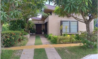 Casa en el Poblado Campestre Santo Tomas (Riomar)