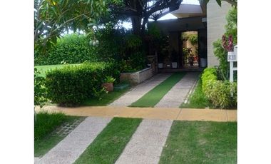 Casa en el Poblado Campestre Santo Tomas (Riomar)