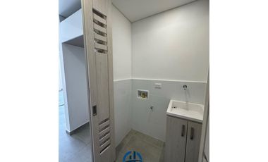 SE VENDE APARTASUITE EN POZOS COLORADOS CONDOMINIO CORALINA