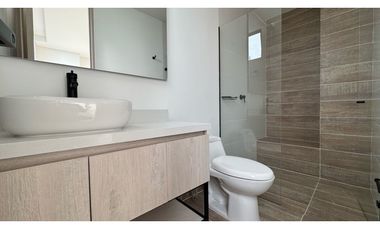 APARTAMENTO EN ARRIENDO EN ENVIGADO LOMA DE LOS MESA