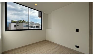 APARTAMENTO EN ARRIENDO EN ENVIGADO LOMA DE LOS MESA