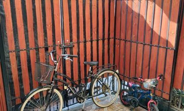 CASA 2 PISOS 2 D1B PATIO/ BAHÍA CATALINA