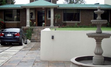 RESIDENCIA EN VENTA EN EL PEDREGAL