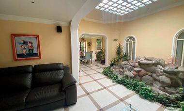 RESIDENCIA EN VENTA EN EL PEDREGAL