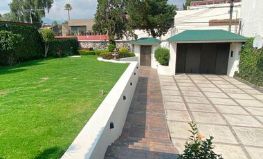 RESIDENCIA EN VENTA EN EL PEDREGAL