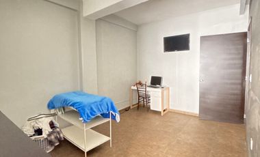 Casa sola con bodega en venta en Benito Juárez