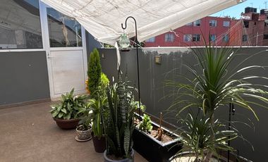 Casa sola con bodega en venta en Benito Juárez