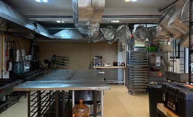 Casa sola con bodega en venta en Benito Juárez