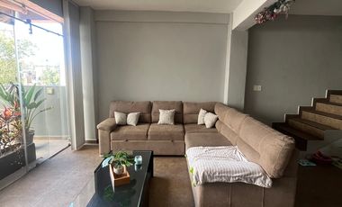 Casa sola con bodega en venta en Benito Juárez