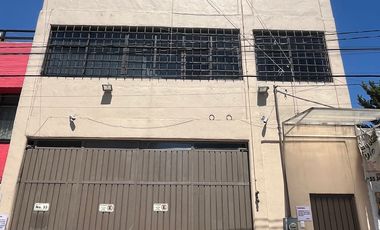 Casa sola con bodega en venta en Benito Juárez