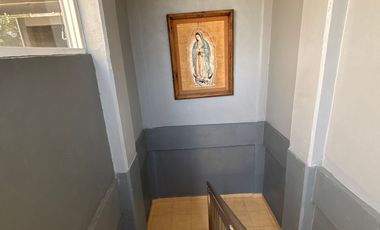 Casa sola con bodega en venta en Benito Juárez