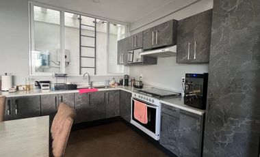 Casa sola con bodega en venta en Benito Juárez