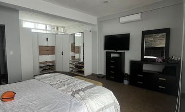 Casa sola con bodega en venta en Benito Juárez