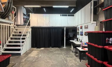 Casa sola con bodega en venta en Benito Juárez