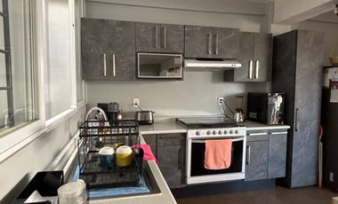 Casa sola con bodega en venta en Benito Juárez