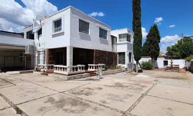 CASA EN VENTA ZARCO HABITACIONAL O COMERCIAL