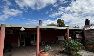 Finca en venta - 3 Dormitorios 2 Baños - General Alvear