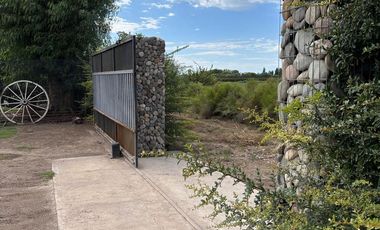 Finca en venta - 3 Dormitorios 2 Baños - General Alvear