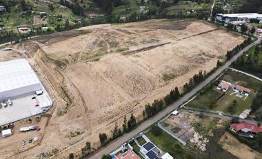 VENDO TERRENOS INDUSTRIALES EN CUENCA