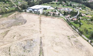 VENDO TERRENOS INDUSTRIALES EN CUENCA