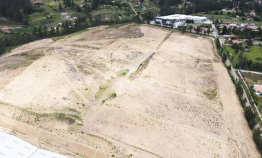 VENDO TERRENOS INDUSTRIALES EN CUENCA