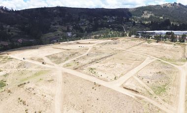 VENDO TERRENOS INDUSTRIALES EN CUENCA