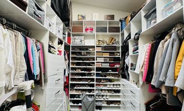 Baja de precio!!! Excelente casa en condominio con 4 recámaras