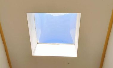 CASA AMPLIA EN VENTA LAS FUENTES A UNOS METROS DE AV CONSTITUYENTES Y TEJEDA