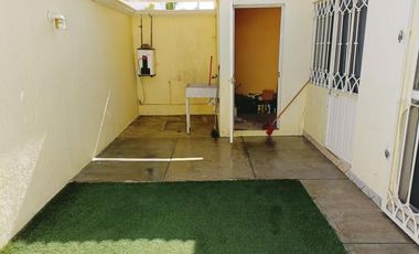 CASA AMPLIA EN VENTA LAS FUENTES A UNOS METROS DE AV CONSTITUYENTES Y TEJEDA