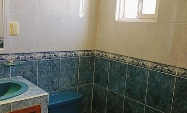 CASA AMPLIA EN VENTA LAS FUENTES A UNOS METROS DE AV CONSTITUYENTES Y TEJEDA