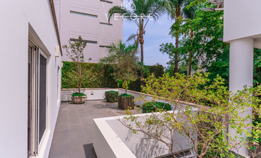 CASA EN RENTA EN COLOMOS PROVIDENCIA, GUADALAJARA