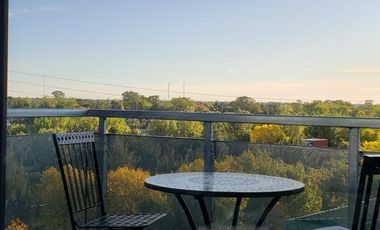 Dos dorm/ coch/pileta