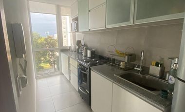 Dos dorm/ coch/pileta