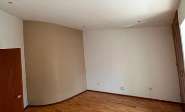 CASA EN RENTA A 5 MINUTOS DE LA UDLAP